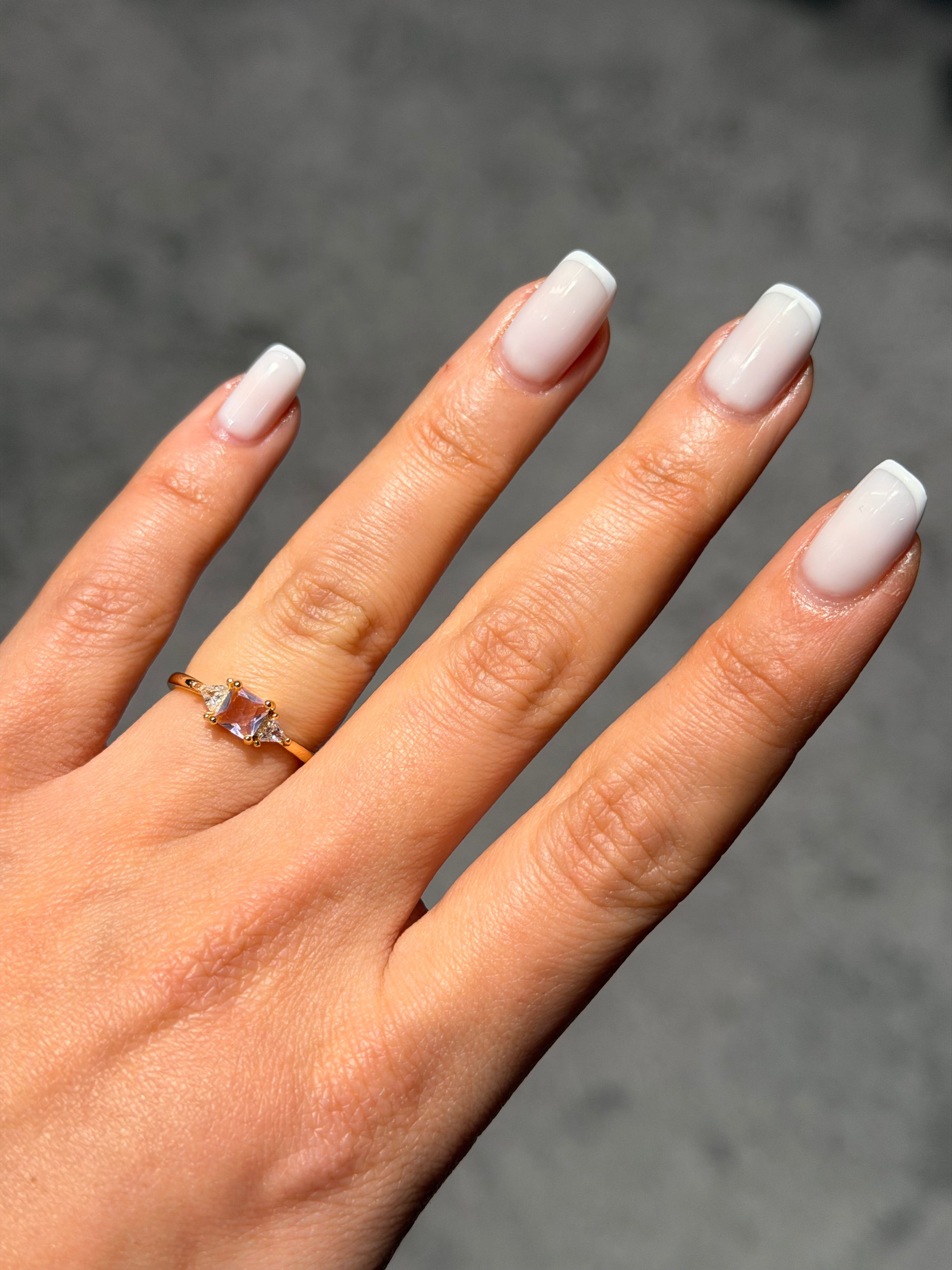 Pembe Taşlı Pırlanta Model Ayarlanabilir Yüzük Gold Ürün ana görseli