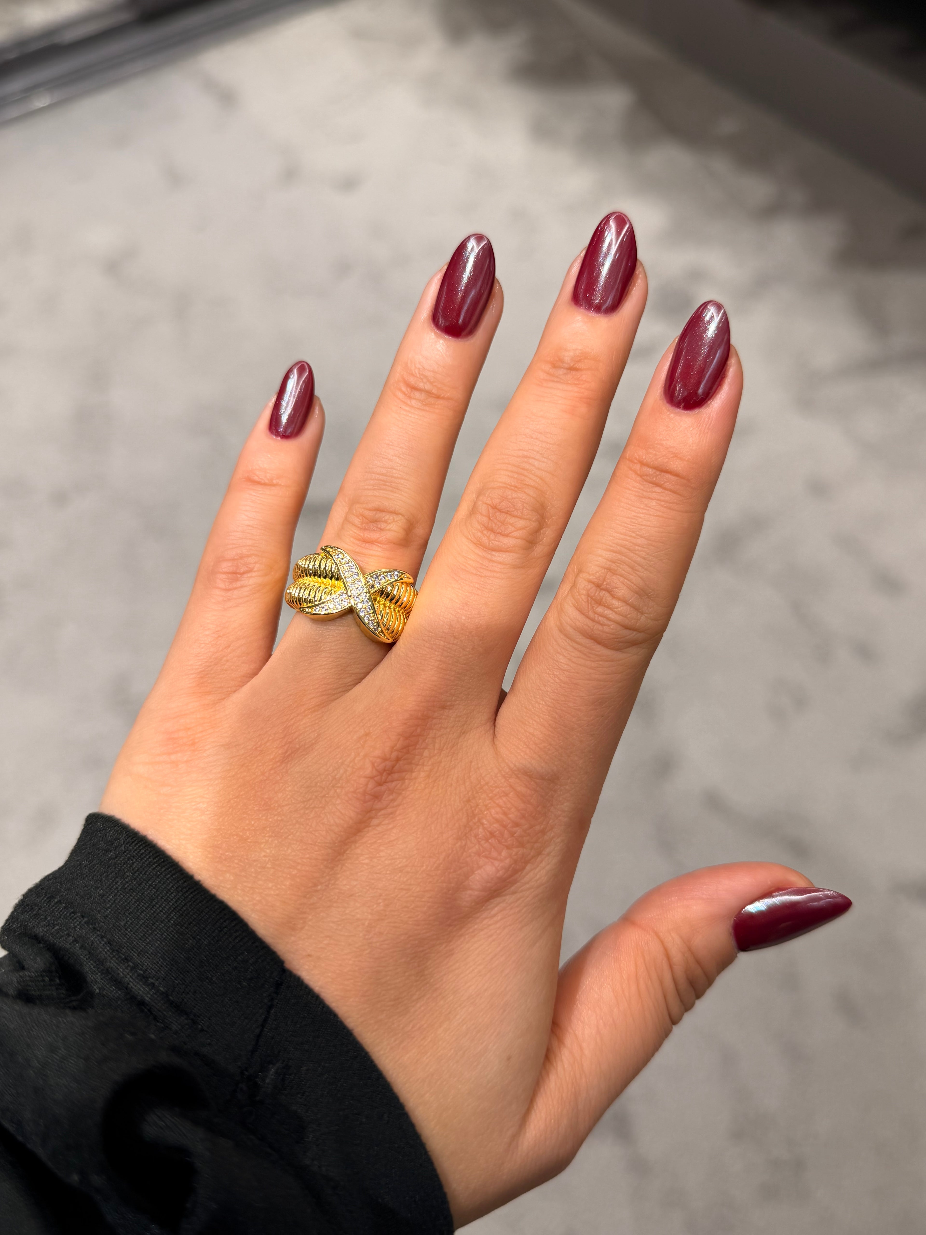 Çapraz Model Gold Ayarlanabilir Yüzük