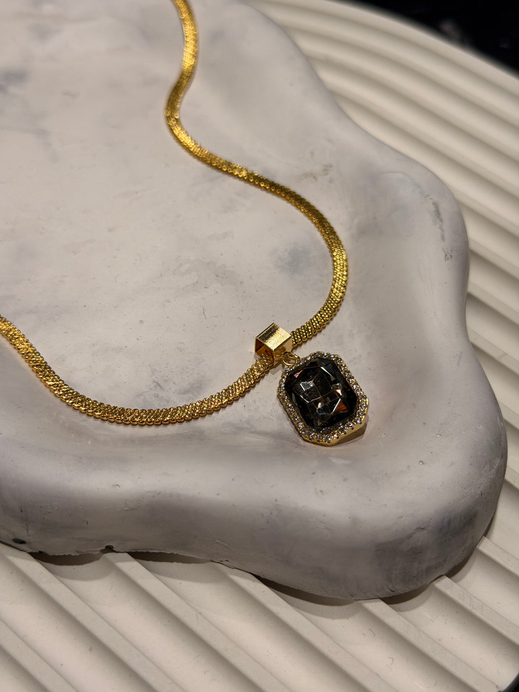 Smoky Lux Tasarım Kolye