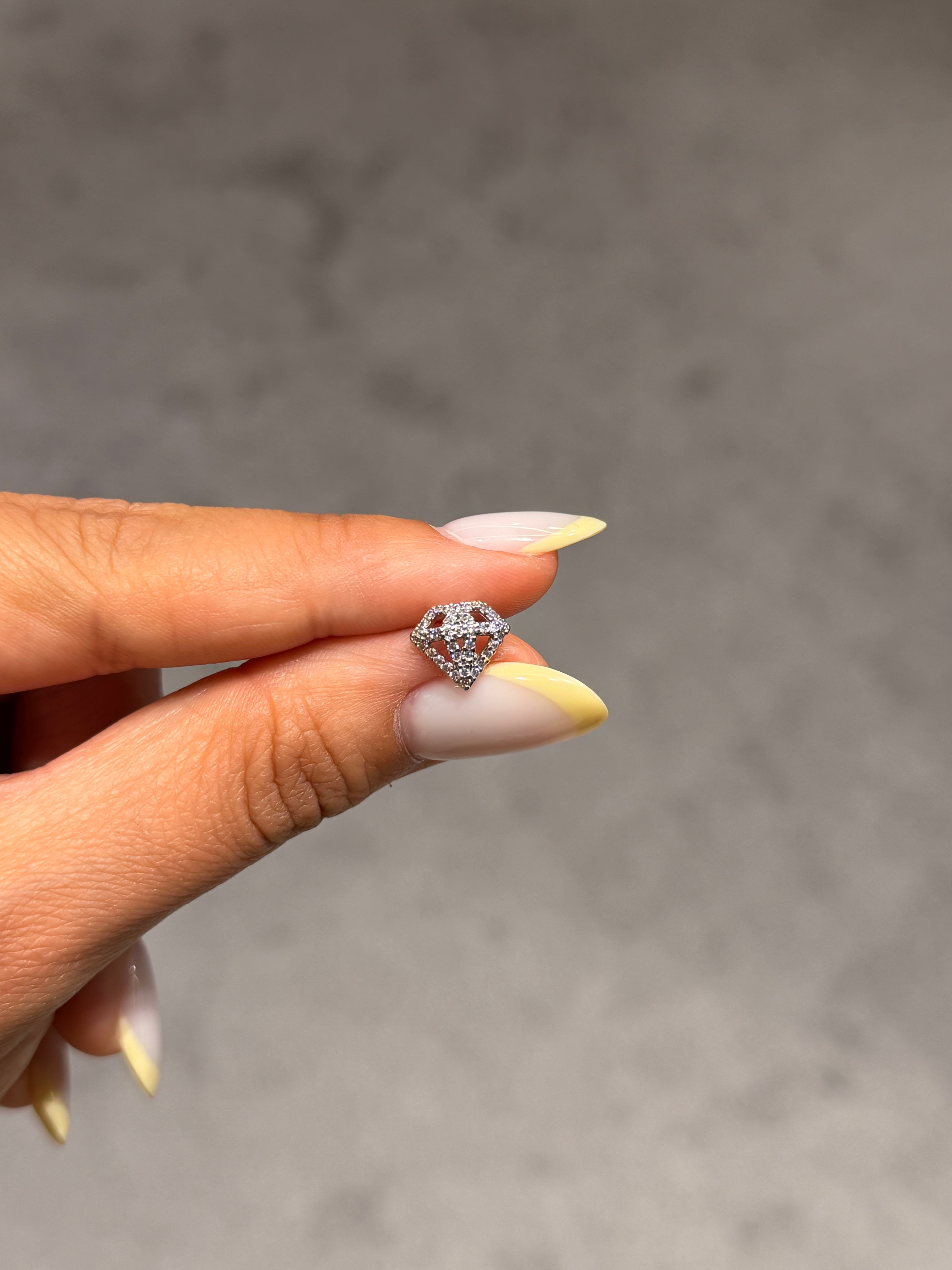 Tasarım Model Cerrahi Piercing Silver Ürün ana görseli