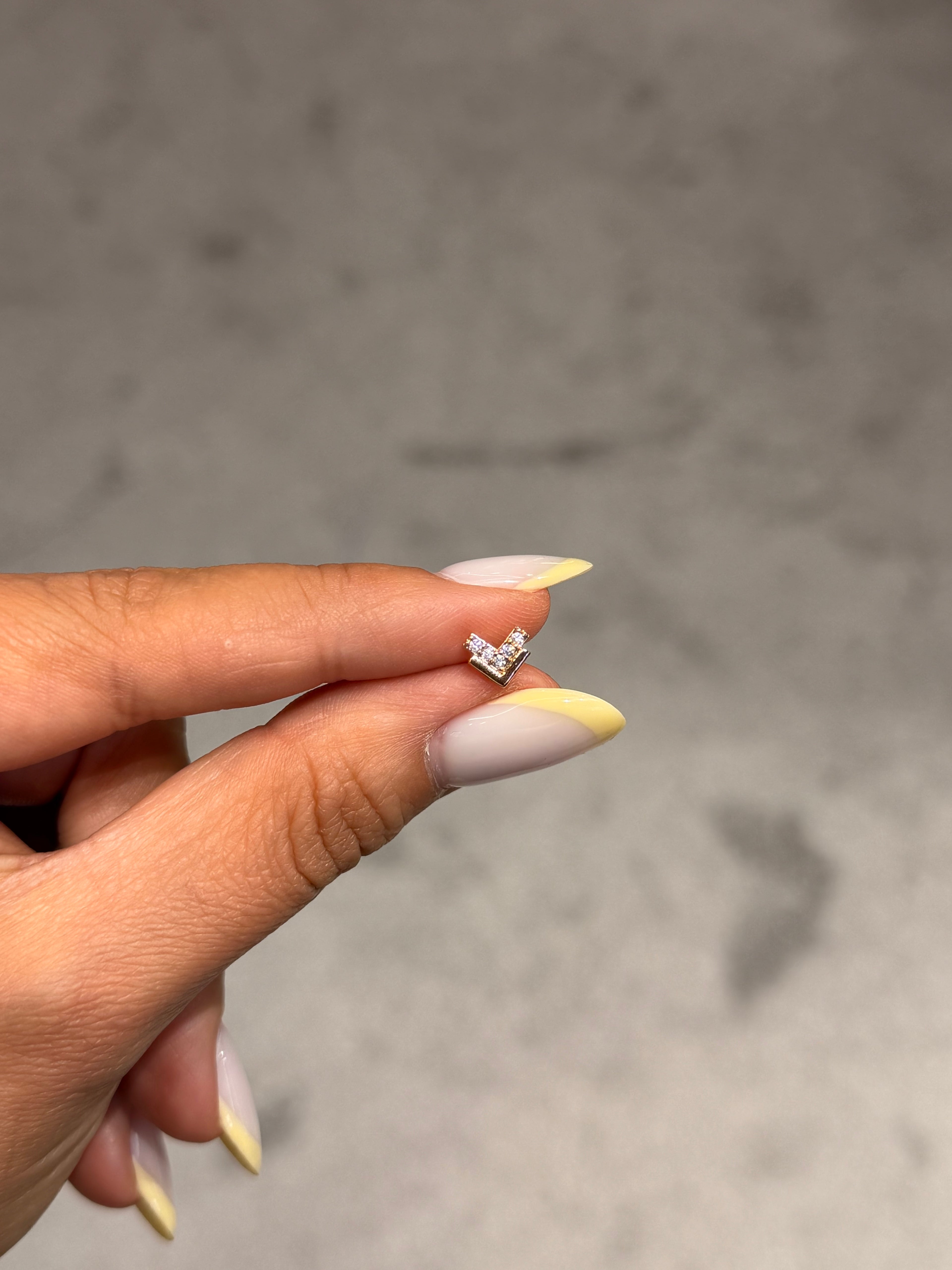 Geometrik Pırlanta Model Cerrahi Piercing Gold