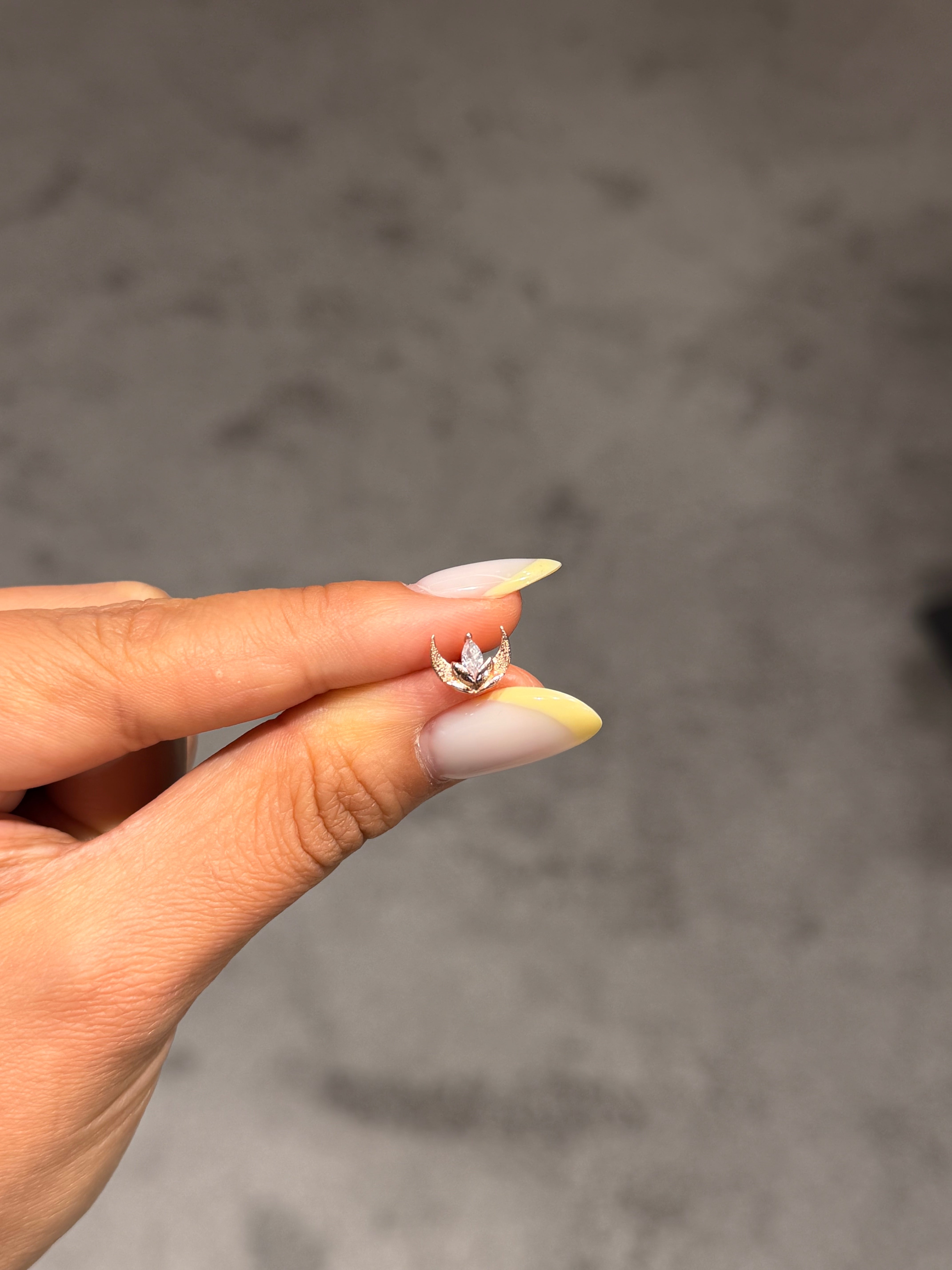 Açan Lotus Çiçeği Cerrahi Piercing Rose Gold Ürün ana görseli