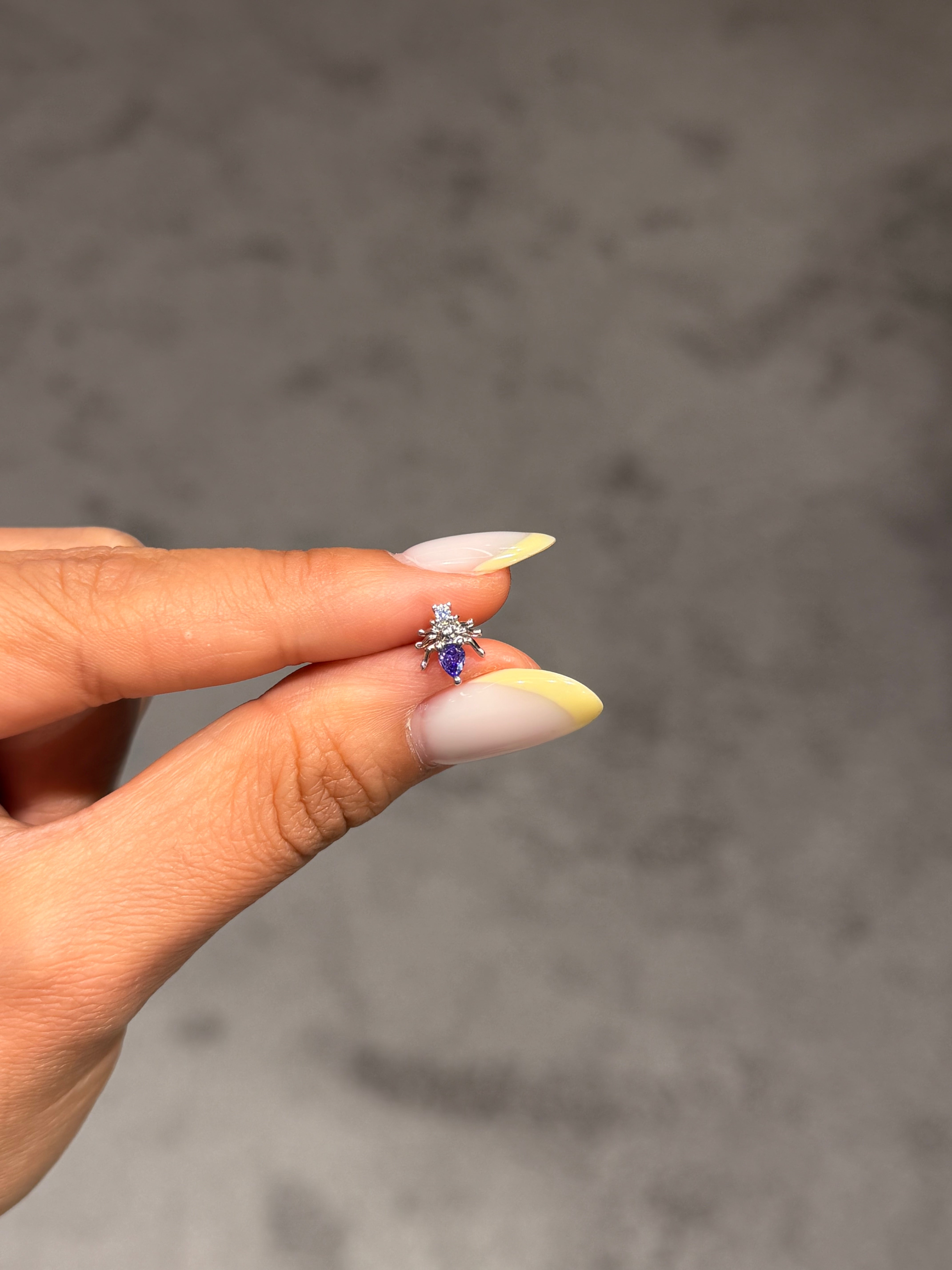 Ametist Taşlı Örümcek Model Cerrahi Piercing Ürün ana görseli