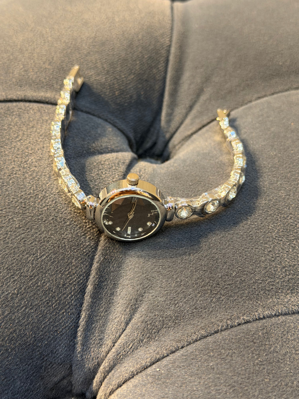 Swarovski Model Paslanmaz Çelik Kadın Saat Silver